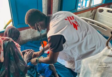 أطباء بلا حدود: قيود التمويل والوصول تعرقل الاستجابة الإنسانية في السودان