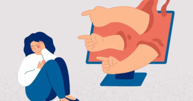 عنف جنسي رقمي ضد صانعات المحتوى على فيس بوك